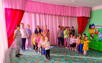 Весёлые старты "Мы семья, а это значит - справимся с любой задачей" Весёлые старты "Мы семья, а это значит - справимся с любой задачей".
